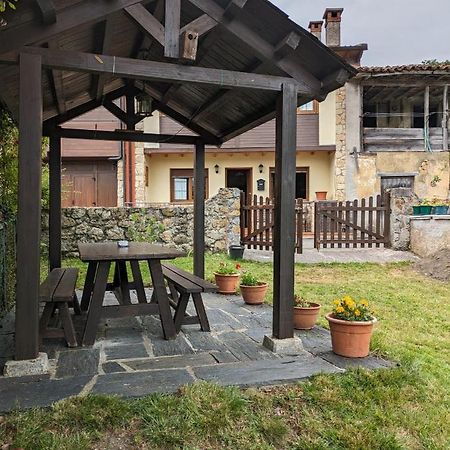 Casa Luisa Biedes, Pilona Villa Infiesto Dış mekan fotoğraf