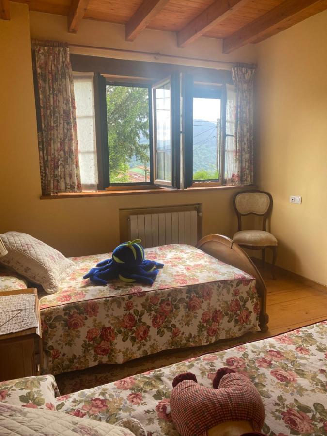 Casa Luisa Biedes, Pilona Villa Infiesto Dış mekan fotoğraf