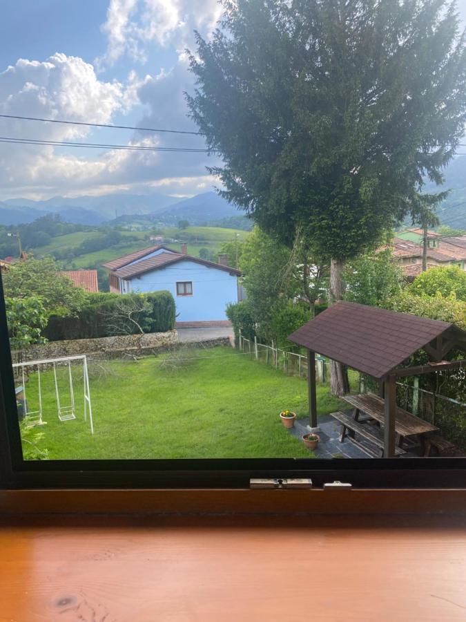 Casa Luisa Biedes, Pilona Villa Infiesto Dış mekan fotoğraf