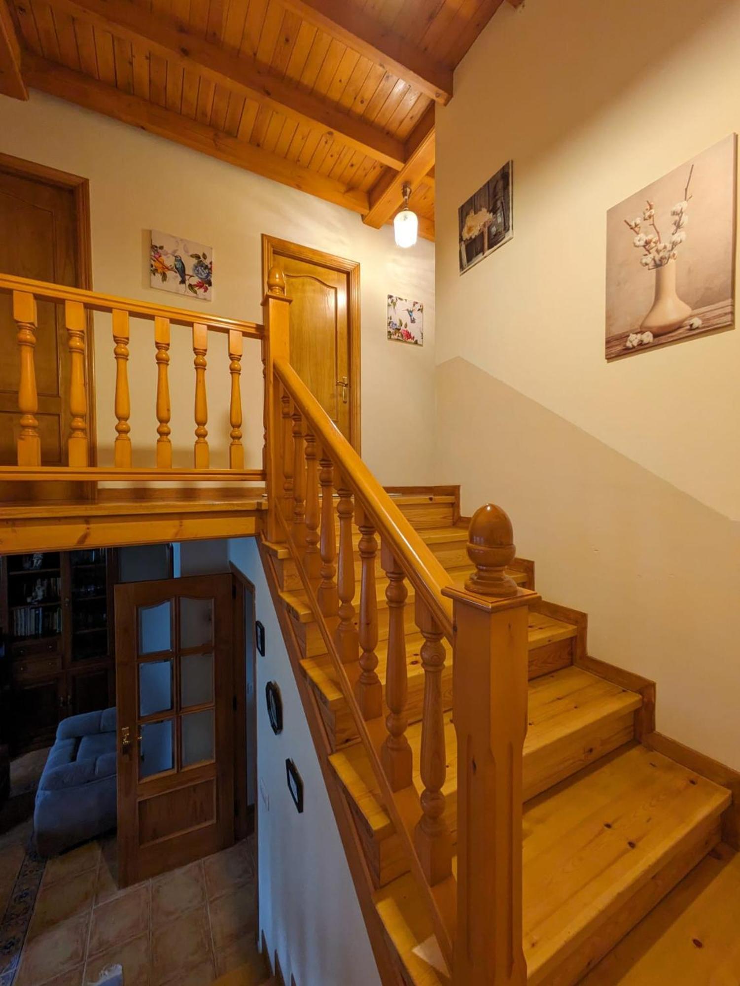 Casa Luisa Biedes, Pilona Villa Infiesto Dış mekan fotoğraf